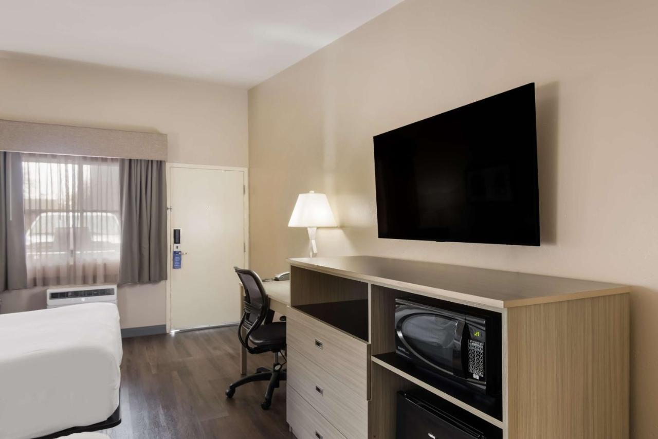 Best Western New Oregon Motel Юджин Экстерьер фото